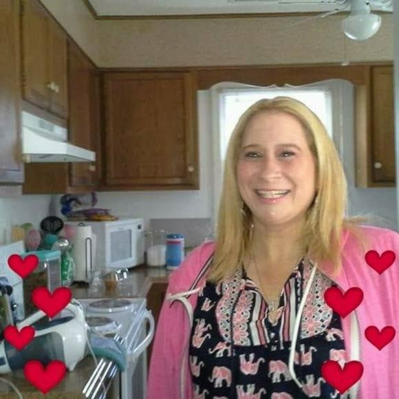 Meet your Posher, Danielle - Picture 1 of 1