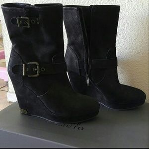 Vince Camuto. Wedges Boot