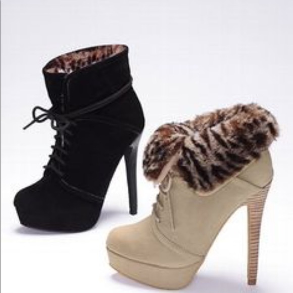 Colin Stuart leopard fur platform boots - Picture 2 of 3
