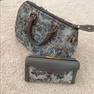 vintage bag with matching wallet