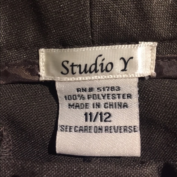 Brownish gray shorts - Picture 3 of 3