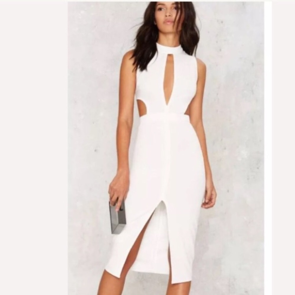 ❌ SOLD ❌ Rehab dress by Nasty Gal