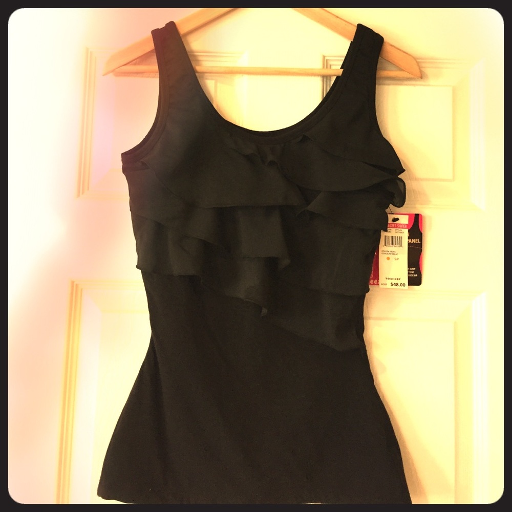 Teez-Her Hidden slimming panel tank.