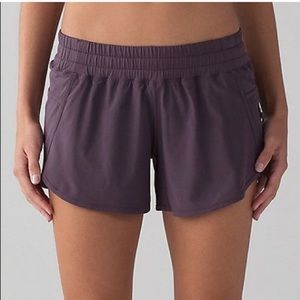 Lululemon Anew Shorts in Mauve