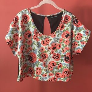 Floral / Black Open Back Blouse
