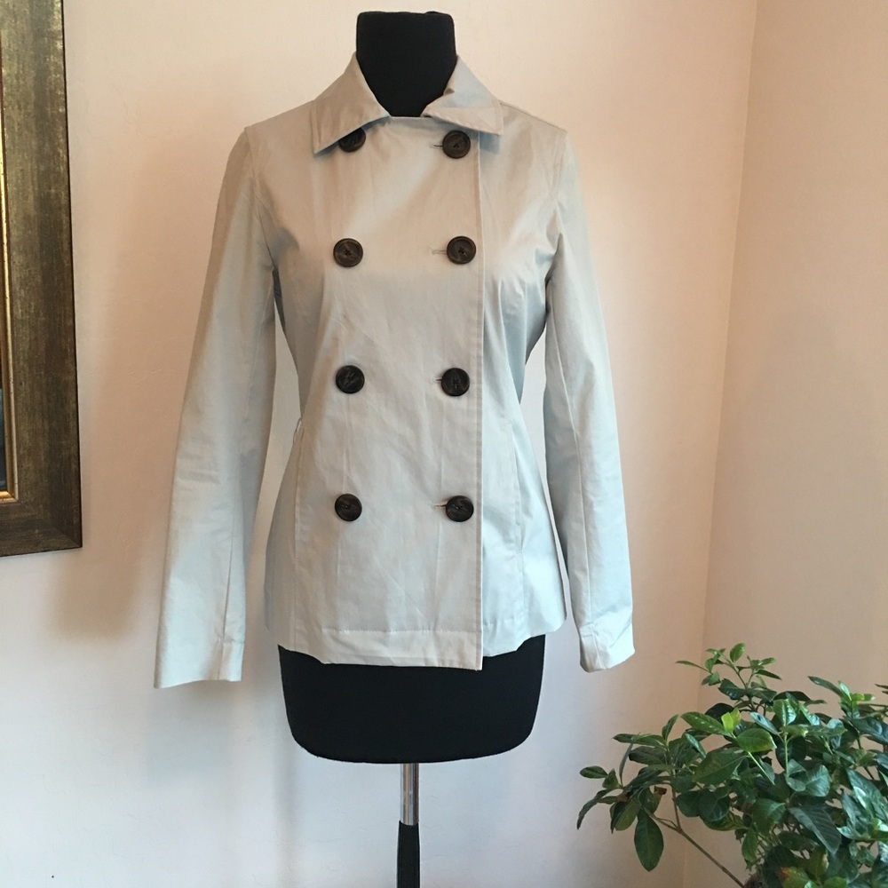 ♥️FINAL PRICE♥️ Cute Gap Lightweight Jacket