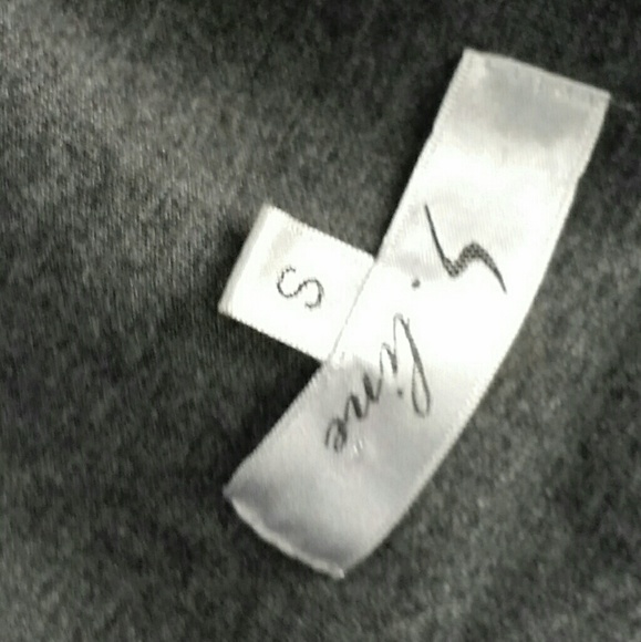 Size Small - Picture 3 of 3