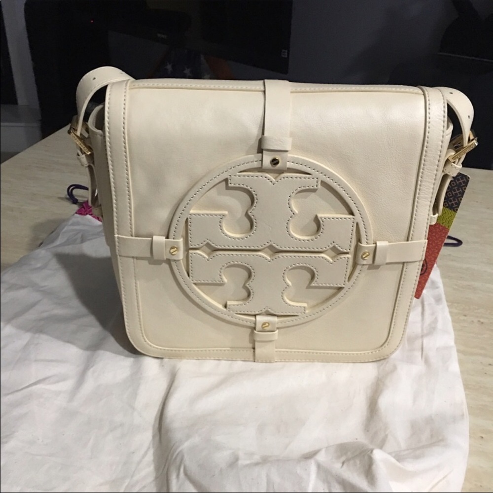 Tory burch holly bag