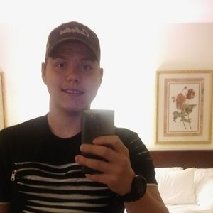 Meet your Posher, Logan