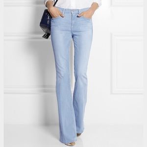 FRAME "Le High Flare" denim in color "surfview."