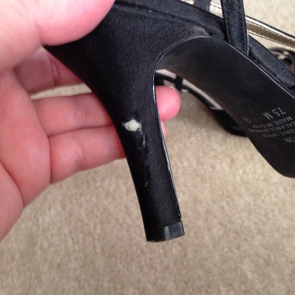 Mudd satin dress sandals size 7.5 - Picture 5 of 5