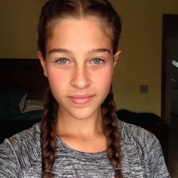 Meet your Posher, Chantel - Picture 1 of 1