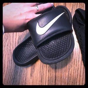 Nike slides