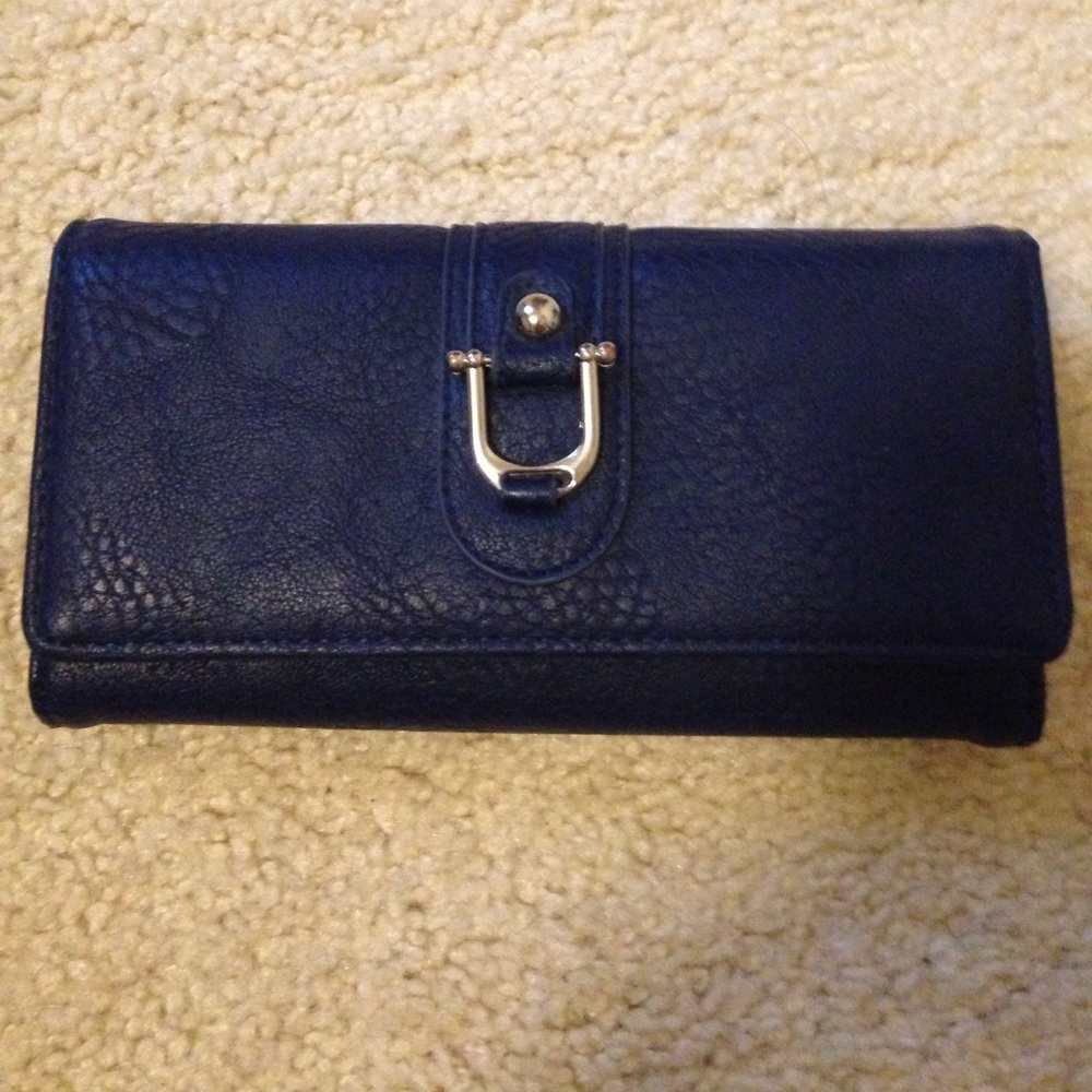 Charming Charlie Women's wallet