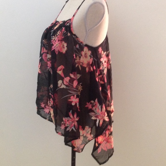 Sheer floral top - Picture 2 of 4