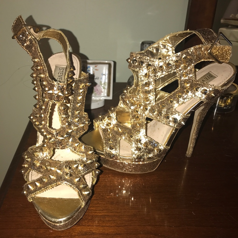 Steve Madden studded heals