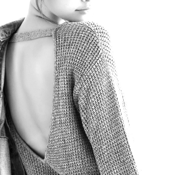 LAST ONE ☝️ Loose knit summer sweater - Picture 2 of 8