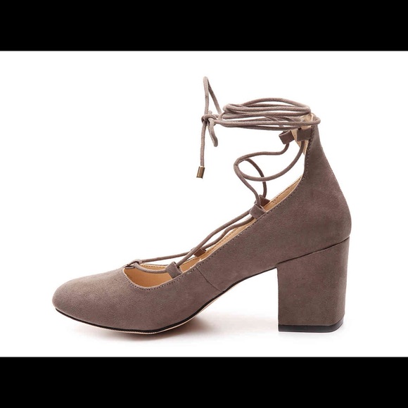 ⬇️Grey lace up pump Carrson Athena Alexander - Picture 3 of 7