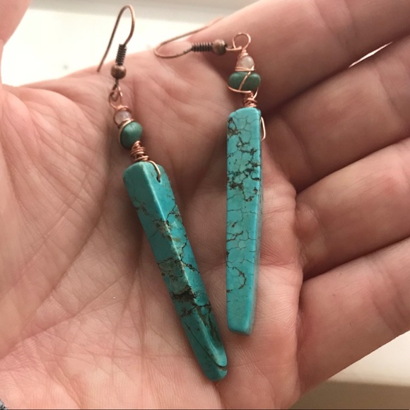 •Artisan Modernist Turquoise & Copper Earrings• - Picture 5 of 6