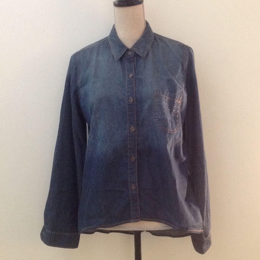 Denim shirt