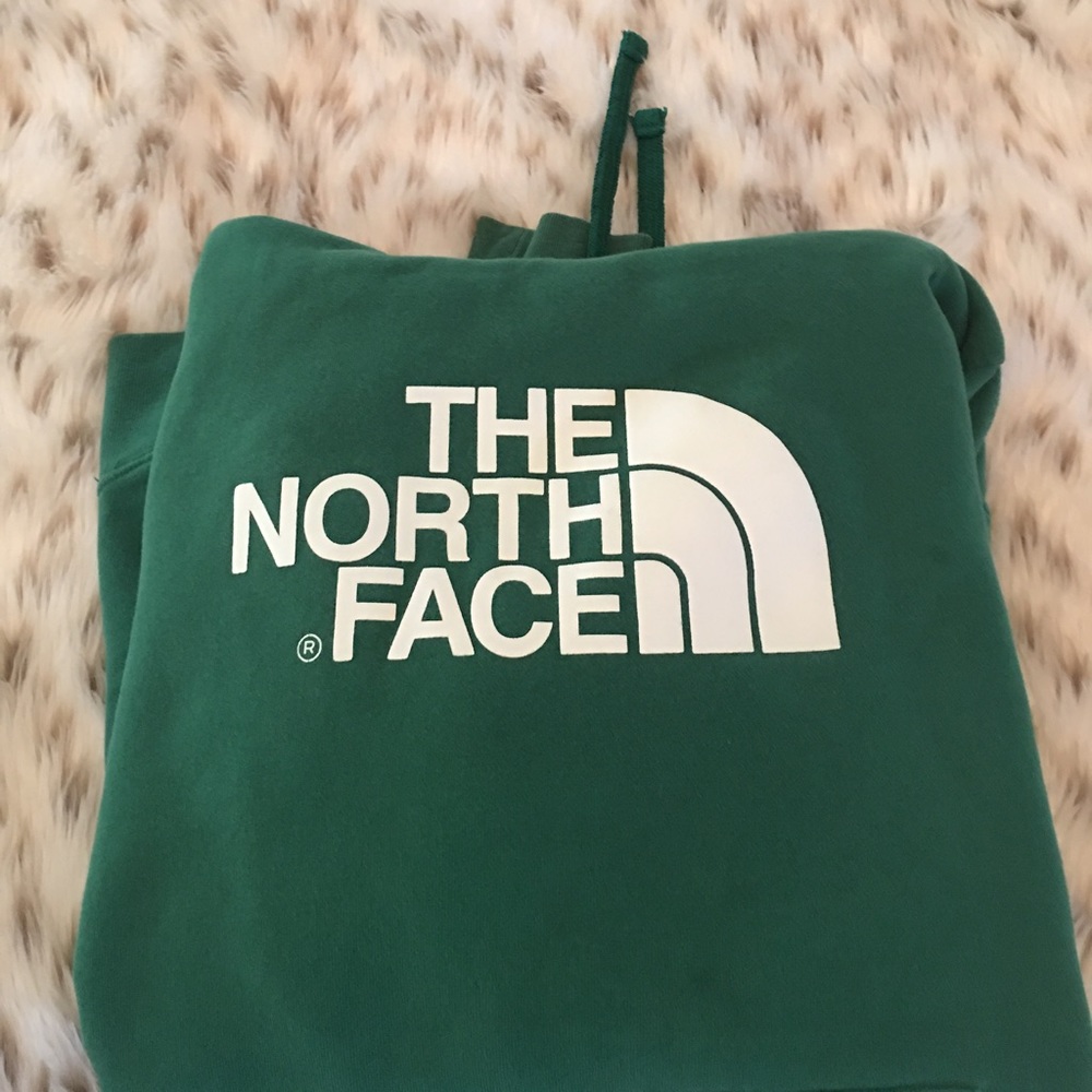 Super cute bright green Northface hoodie