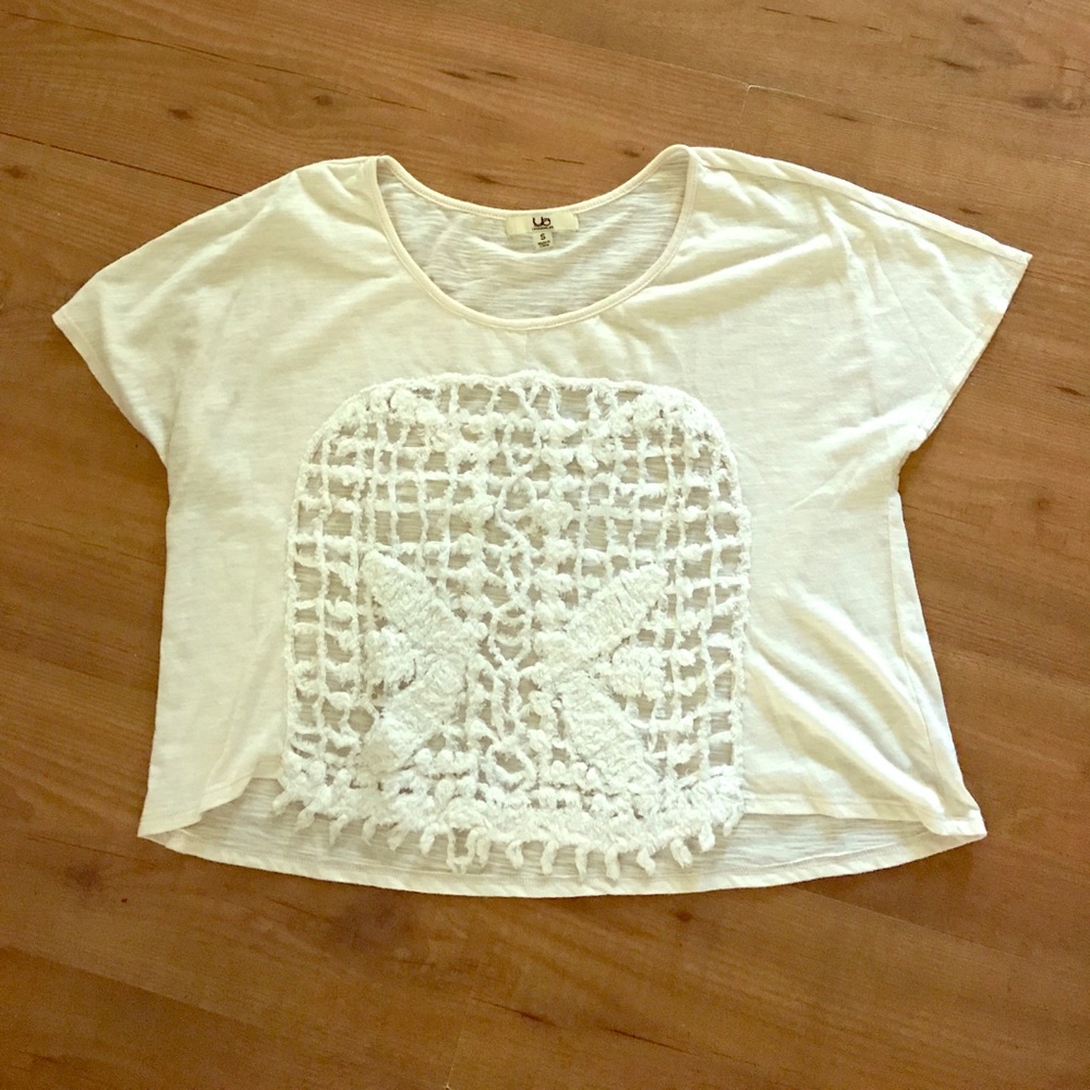 Trendy off white crop top