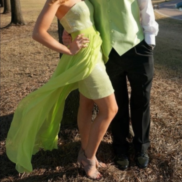 Cachè Green High-Low Sequin Formal Dress - Picture 6 of 8