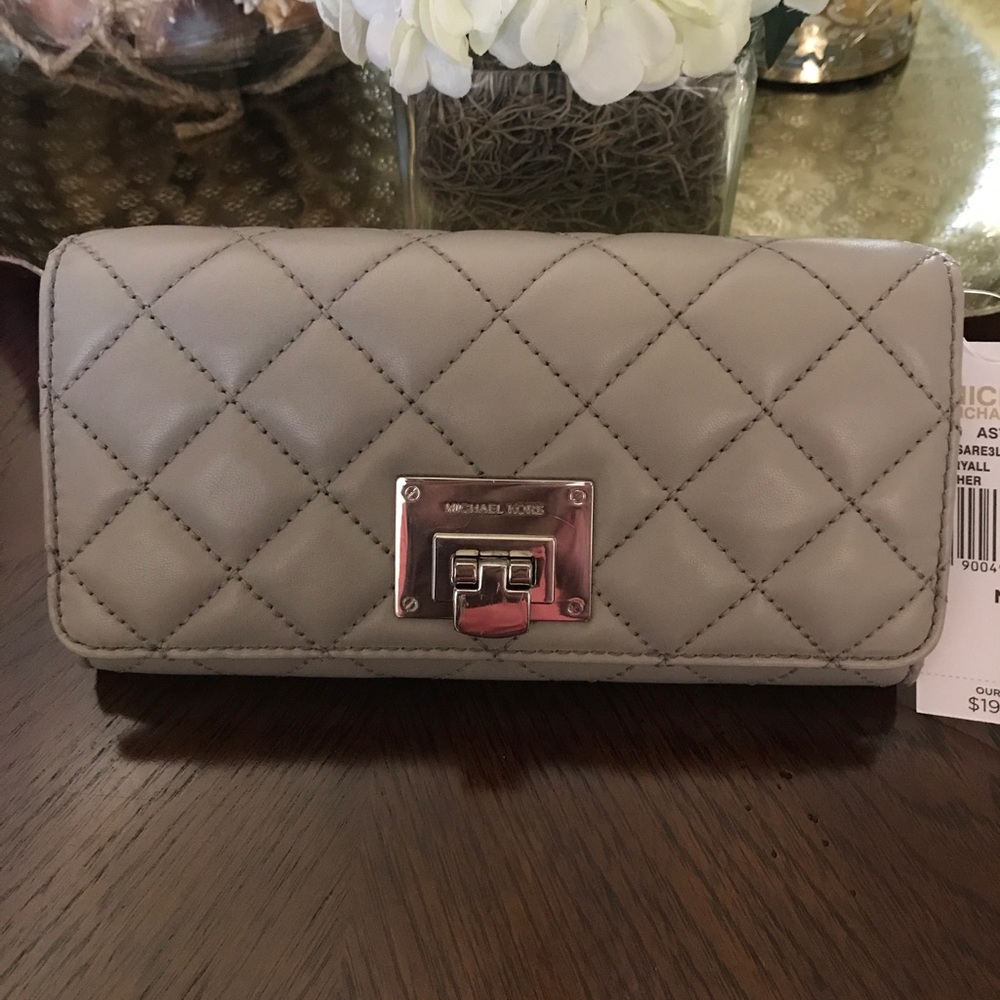 Michael Kors Astrid Wallet