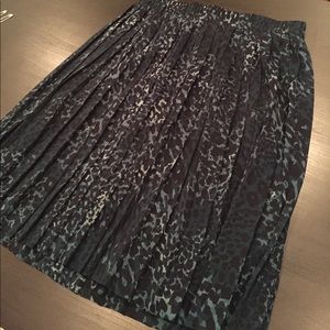 Banana Republic Pleated Skirt