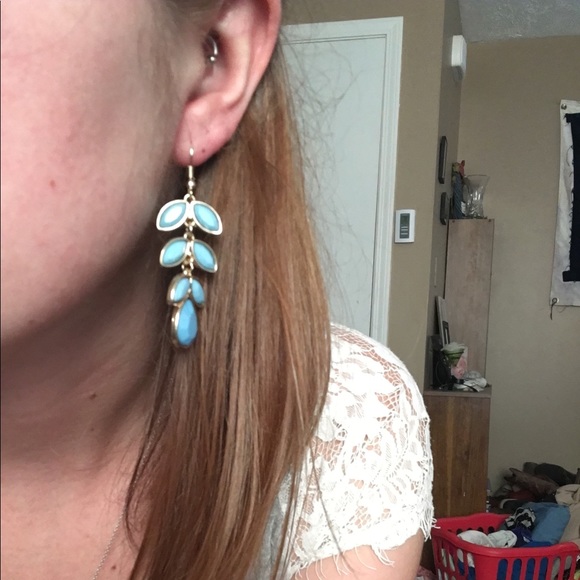 Dangling earrings - Picture 2 of 2