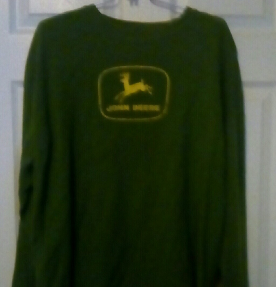 John deere long sleeve thermal