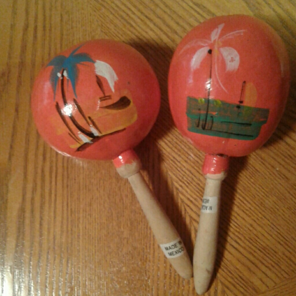 🎶Island Maracas🎶
