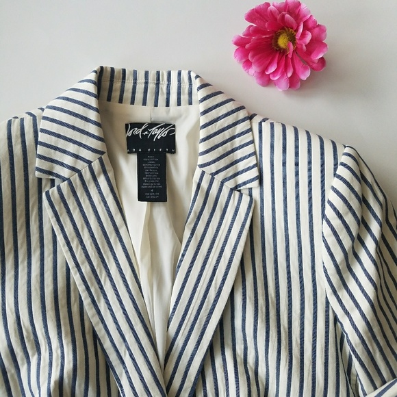 Lord & Taylor Jackets & Blazers - Very cute Blazer