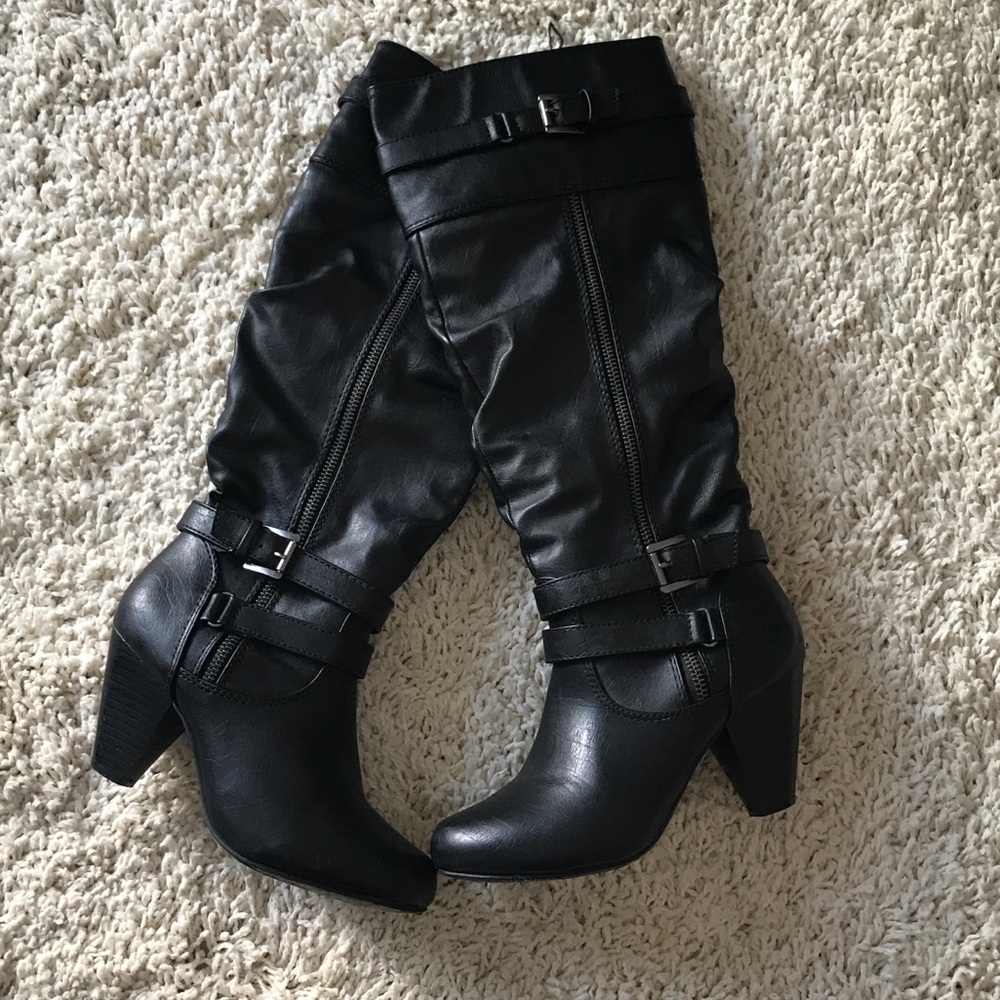 Cute Black Boots