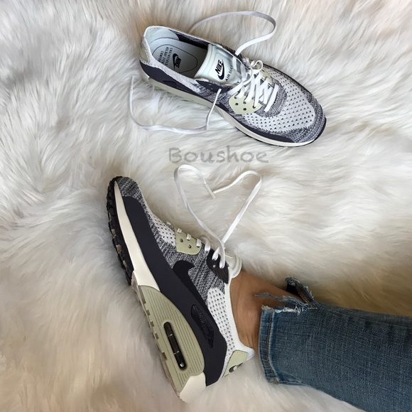 Nike Shoes - Nike Air Max 90 Ultra 2.0 Flyknit