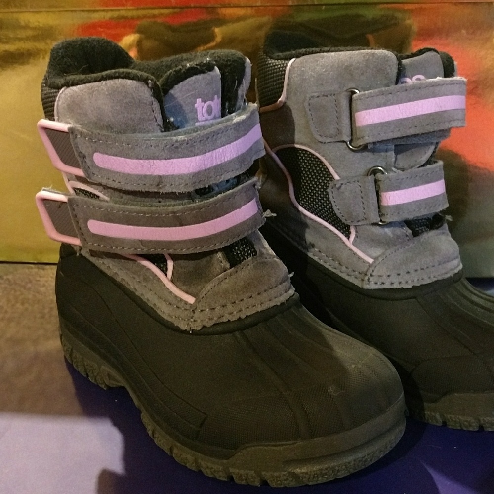 Girls Winter Boots! Size 11