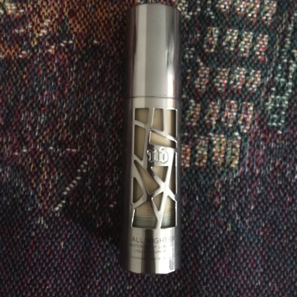 Urban Decay All Nighter Waterproof Foundation