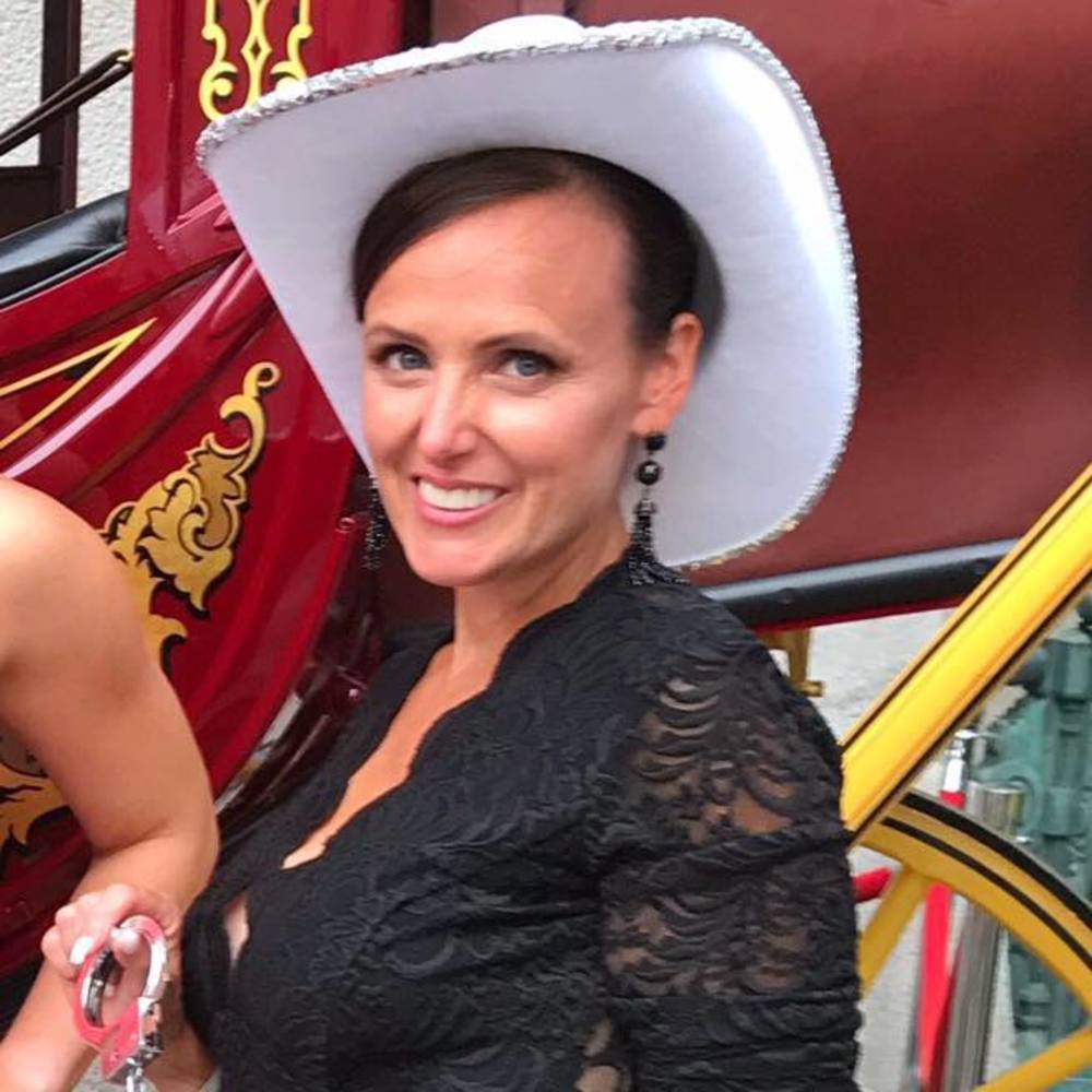 Meet your Posher, Julie