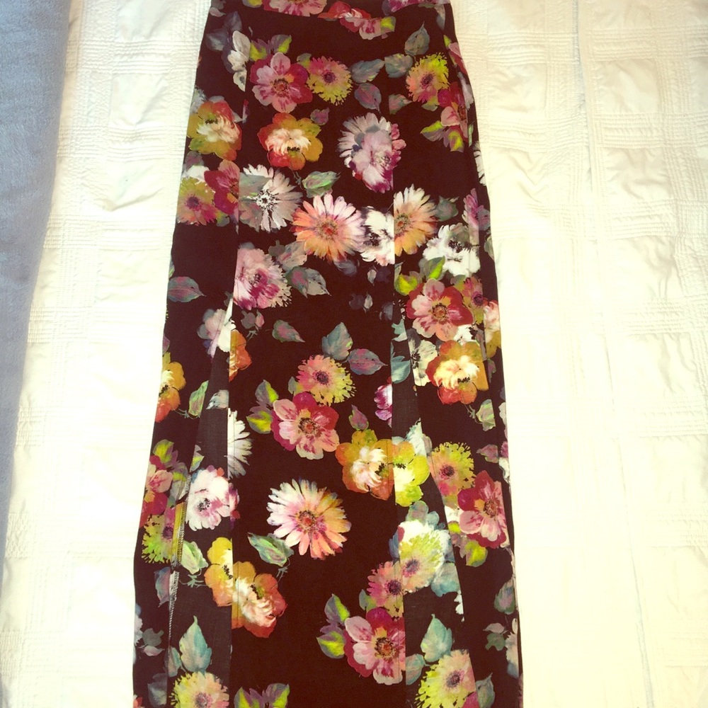 Floral two-split maxi skirt