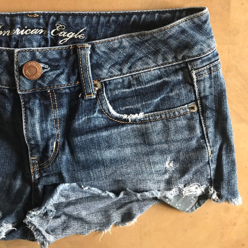AE JEAN SHORTS