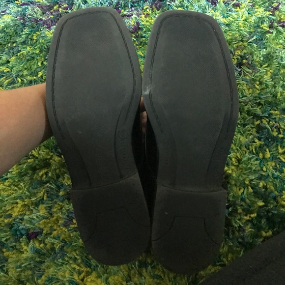 NWOT boy black leather shoes.