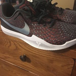Kobe Mamba Instinct Size 10