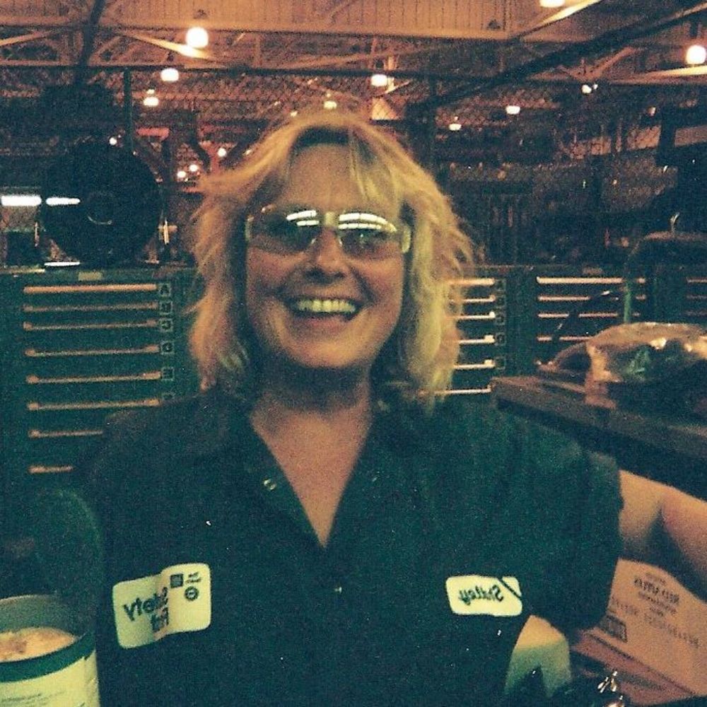 Meet your Posher, Shelley