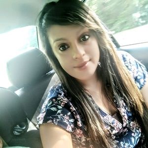 Meet your Posher, Vanessa