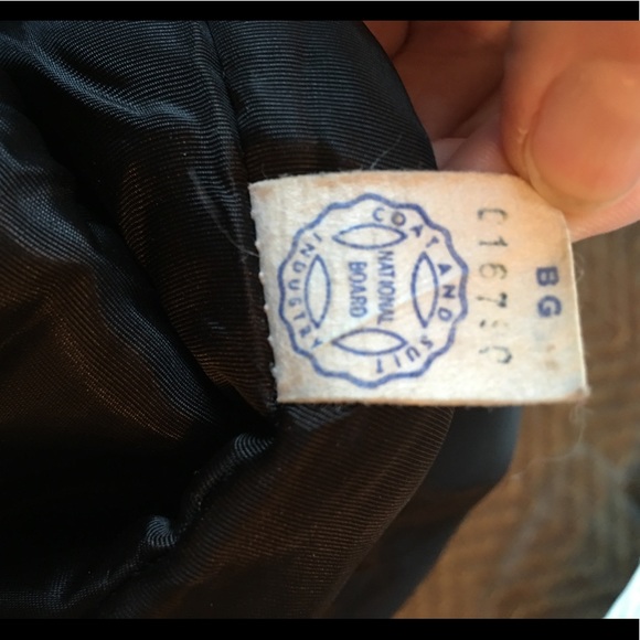 Vintage one-of-a-kind Wool Coat - Picture 7 of 8