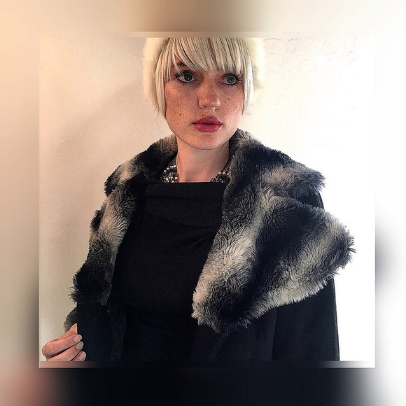 Vintage one-of-a-kind Wool Coat - Picture 4 of 8