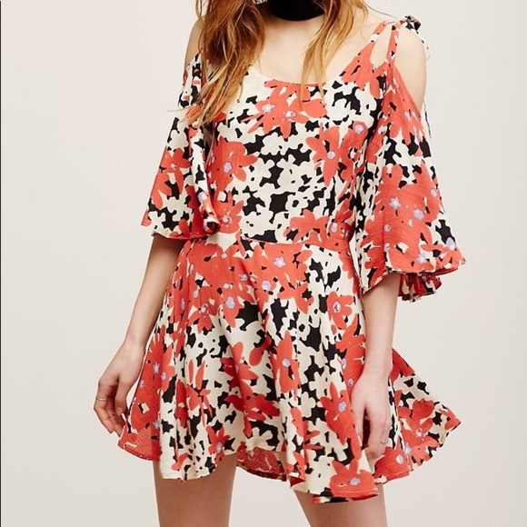 Free People Dresses & Skirts - Free People Adjustable Lucina dress!