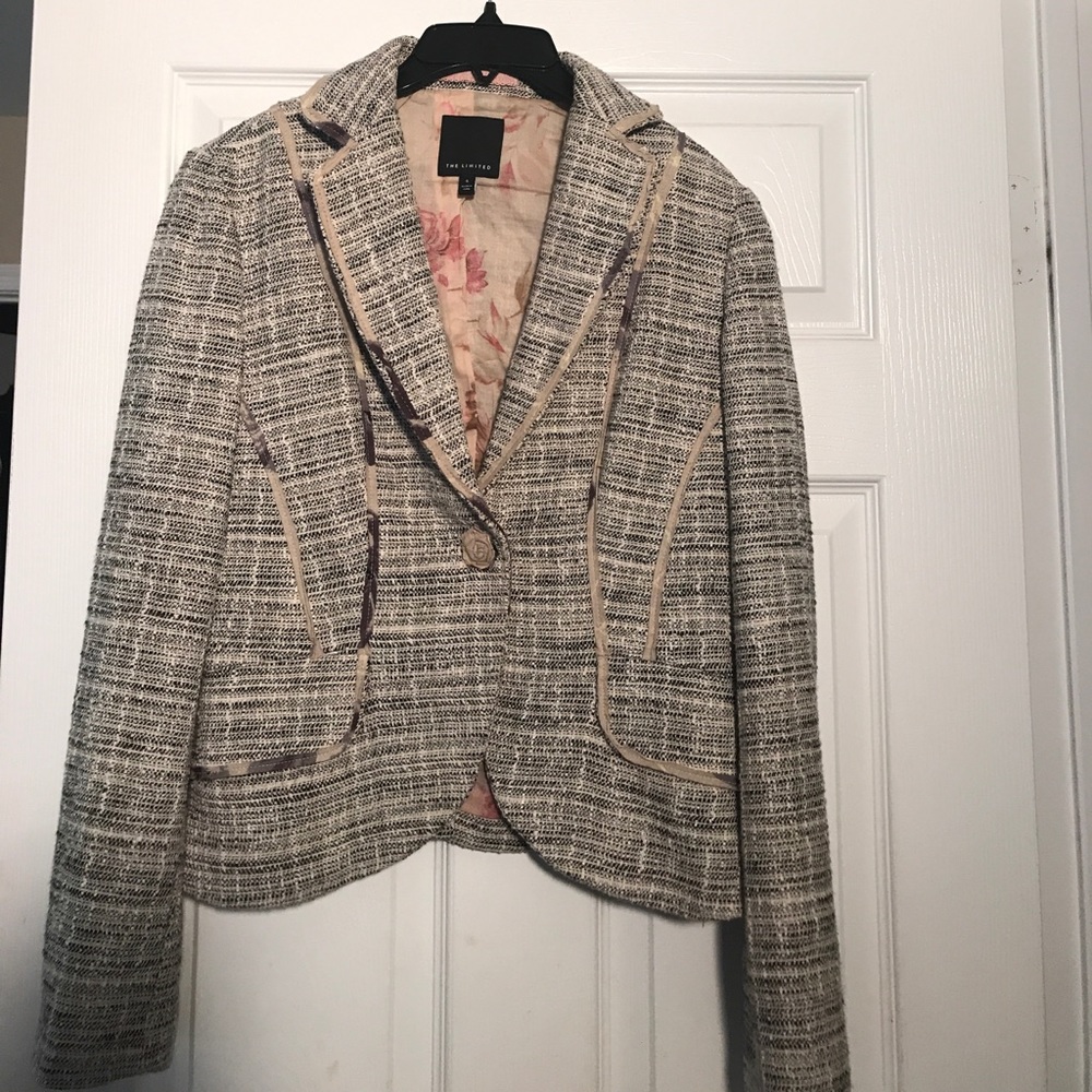 The Limited Blazer Size 6