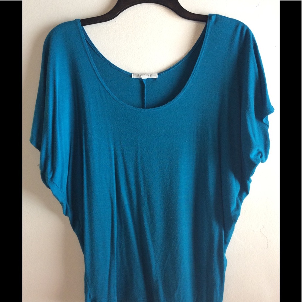 Blouse/tees ACTIVE