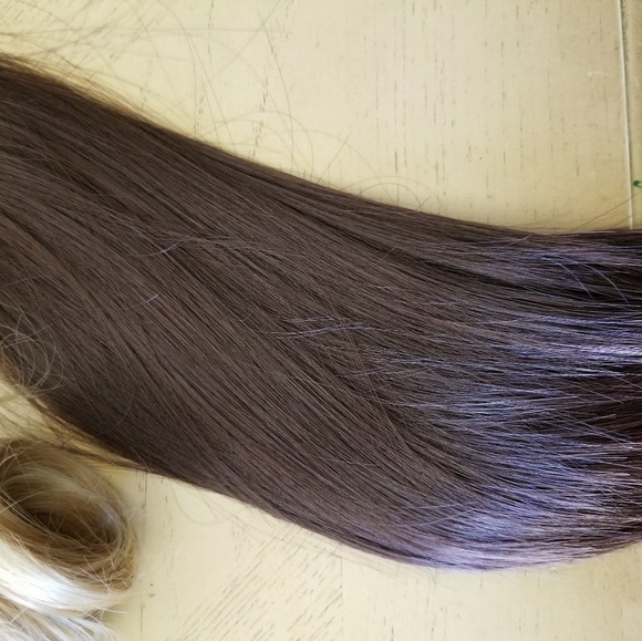 10 Piece Clip in Extension Bundle
